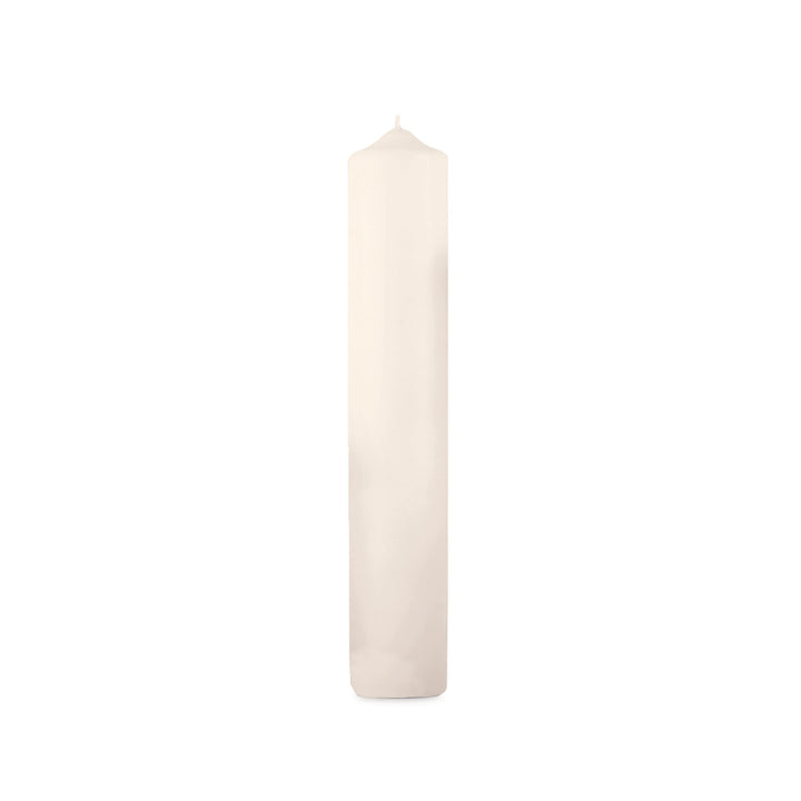 Bougies d'autel blanches de différentes tailles